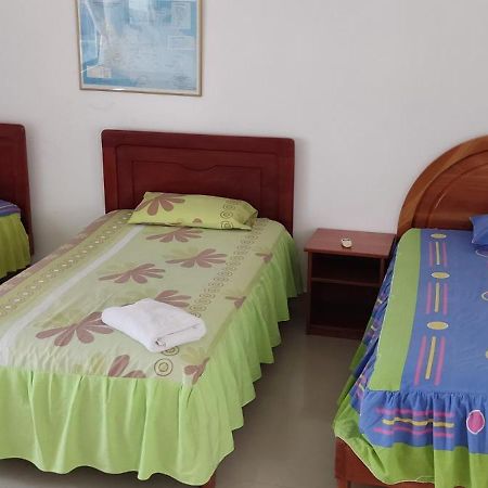 Hostal Insular Puerto Villamil Ngoại thất bức ảnh