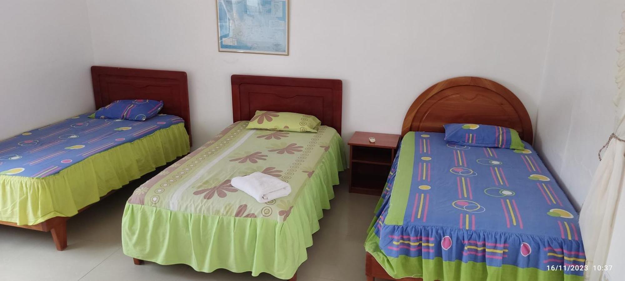 Hostal Insular Puerto Villamil Ngoại thất bức ảnh