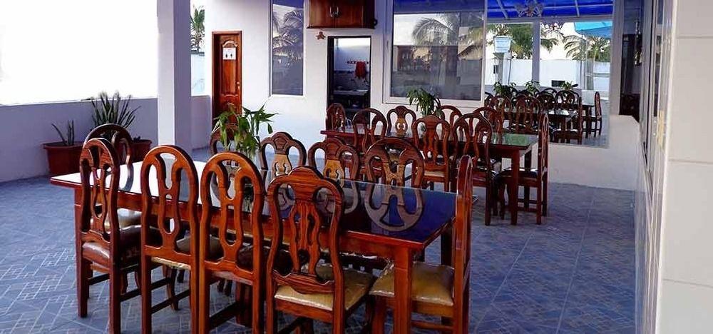 Hostal Insular Puerto Villamil Ngoại thất bức ảnh