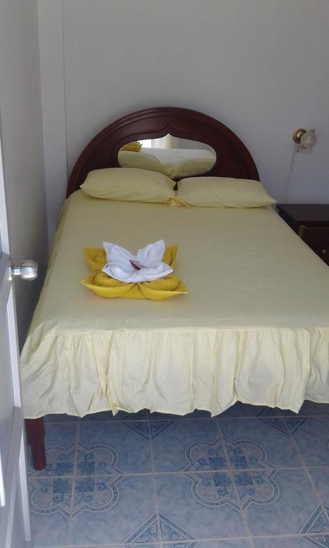 Hostal Insular Puerto Villamil Ngoại thất bức ảnh