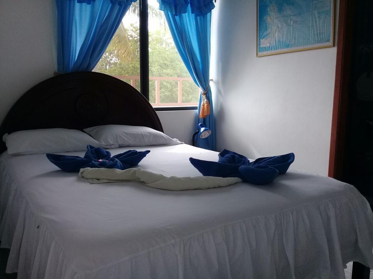 Hostal Insular Puerto Villamil Ngoại thất bức ảnh